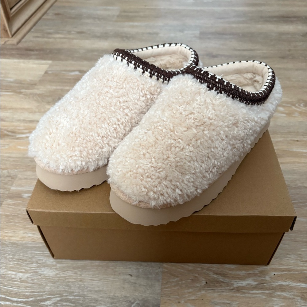 Steve Madden Faux Sherling Slipper
